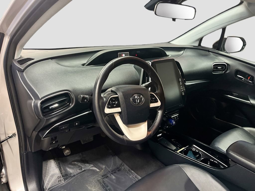 Used 2019 Toyota Prius Prime Premium w/ Carpet Mat Package image 9
