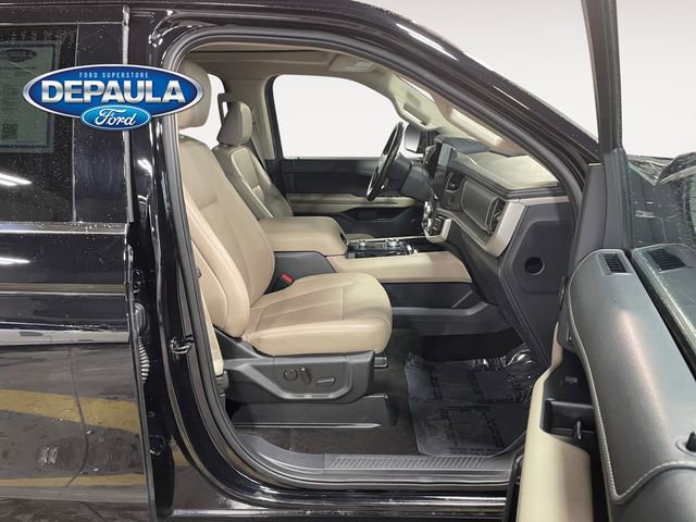 Certified 2022 Ford Expedition XLT image 19
