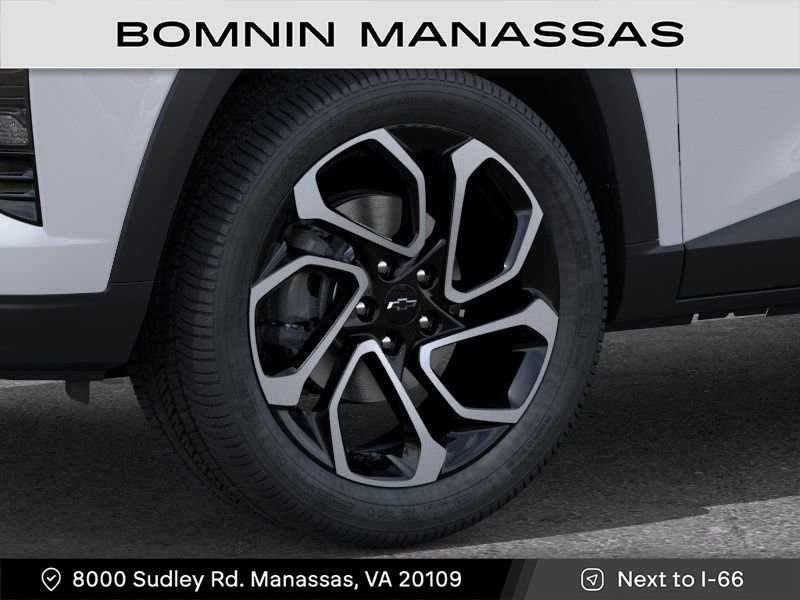 New 2026 Chevrolet Trax RS w/ Sunroof Package FWD image 9