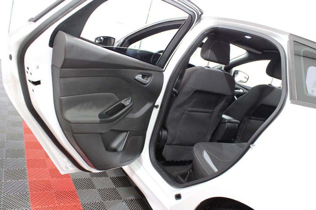 Used 2018 Ford Focus ST FWD image 20