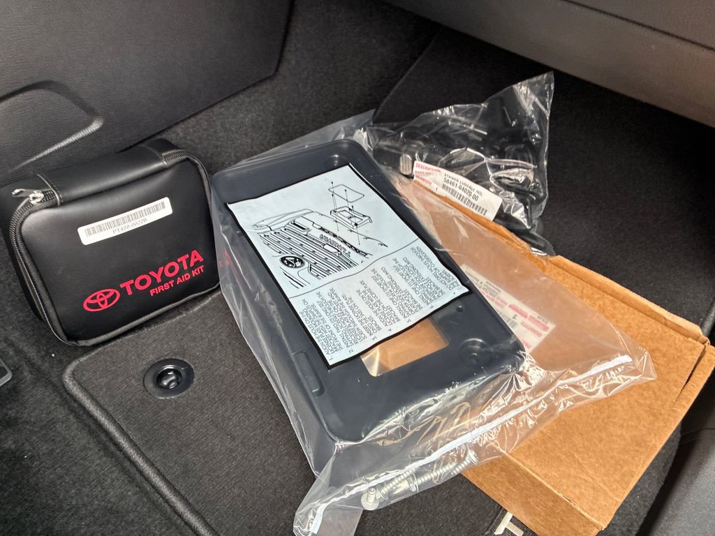 New 2026 Toyota Tundra Limited AWD/4WD image 52