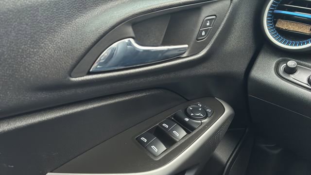 Certified 2024 Chevrolet Trax LS w/ Driver Confidence Package image 34