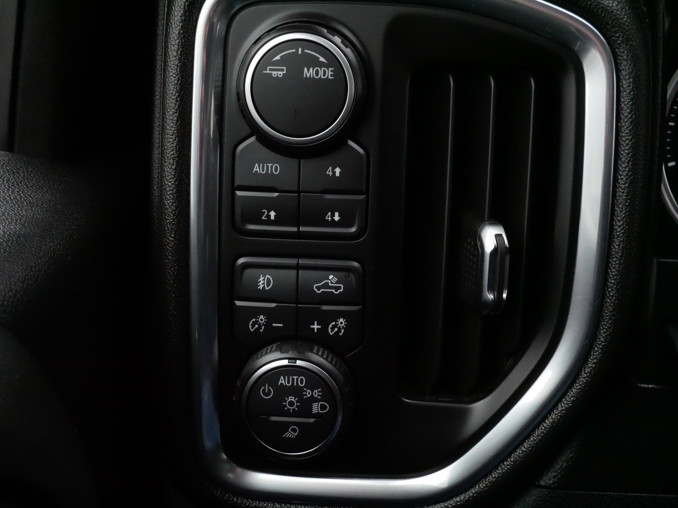 Used 2020 Chevrolet Silverado 2500 LTZ w/ LTZ Premium Package image 26