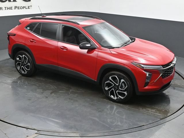 New 2026 Chevrolet Trax RS w/ Sunroof Package FWD image 16