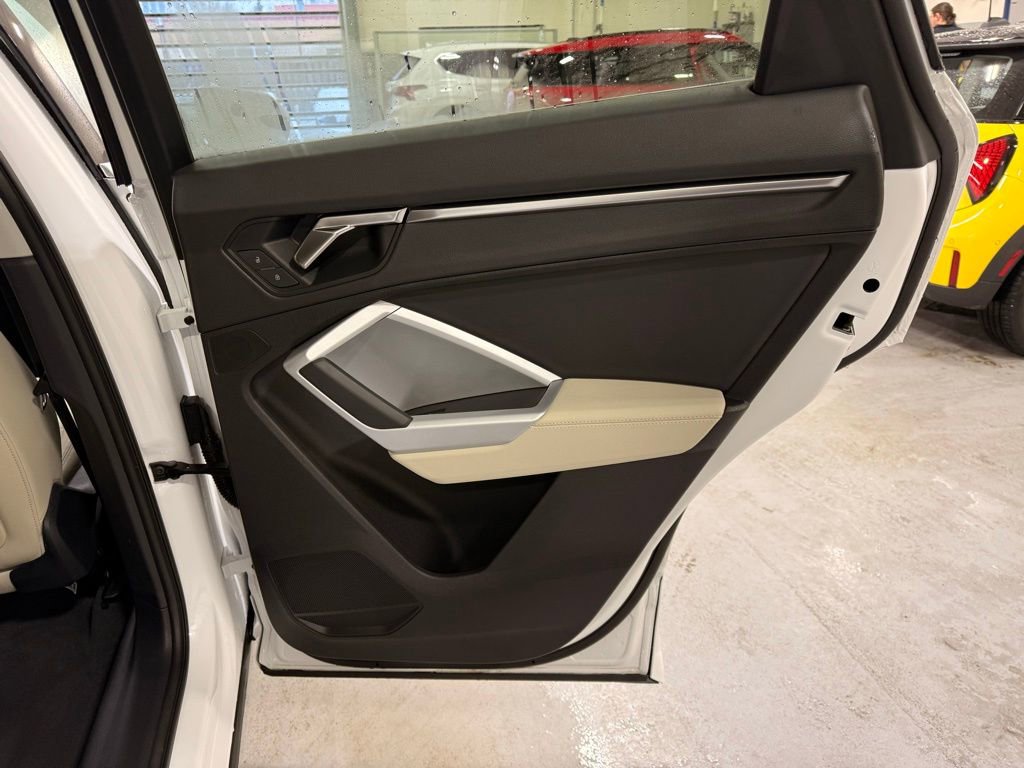 Used 2023 Audi Q3 2.0T Premium w/ Convenience Package image 24