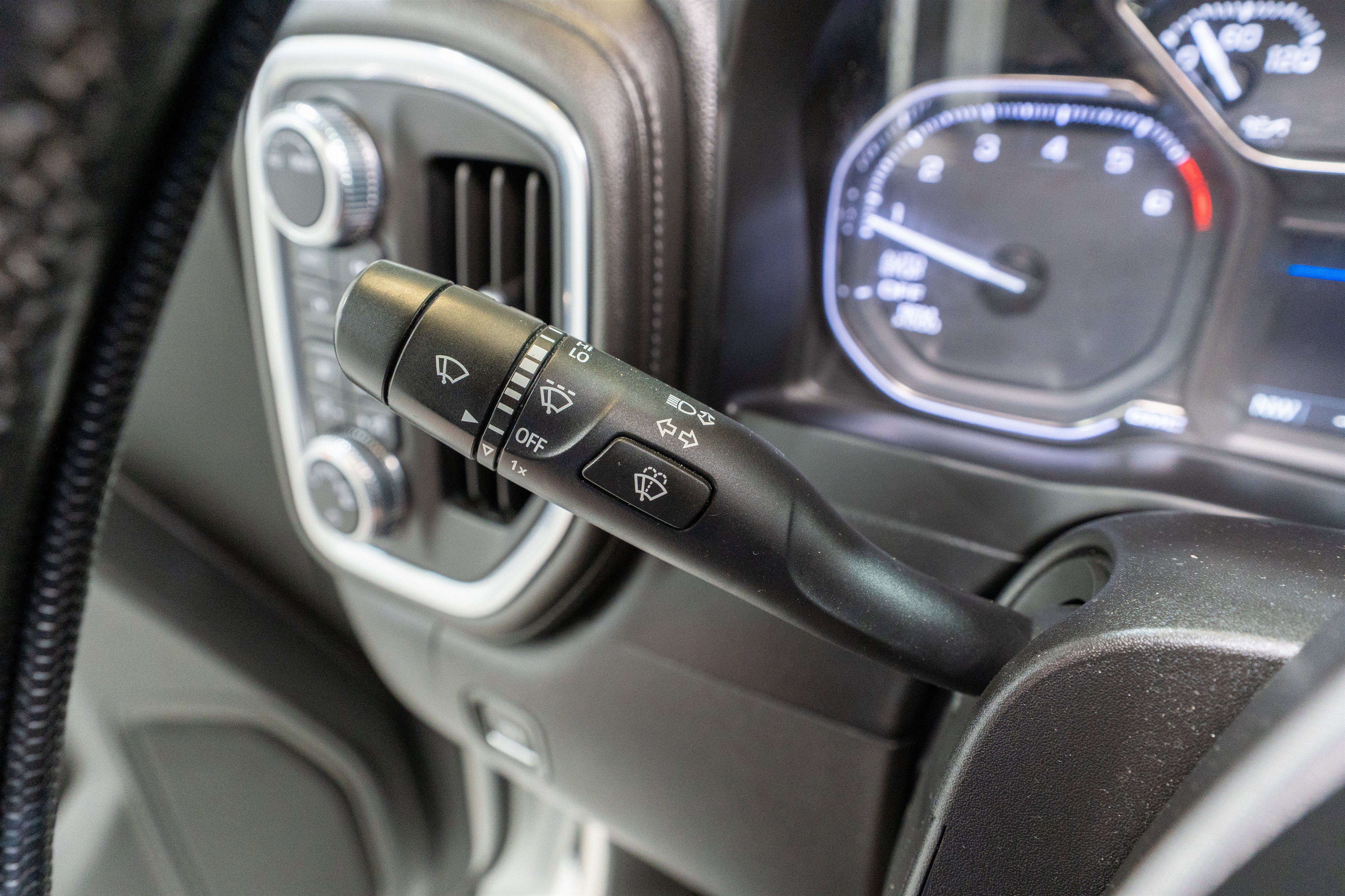 Used 2021 GMC Sierra 1500 Elevation AWD/4WD image 29