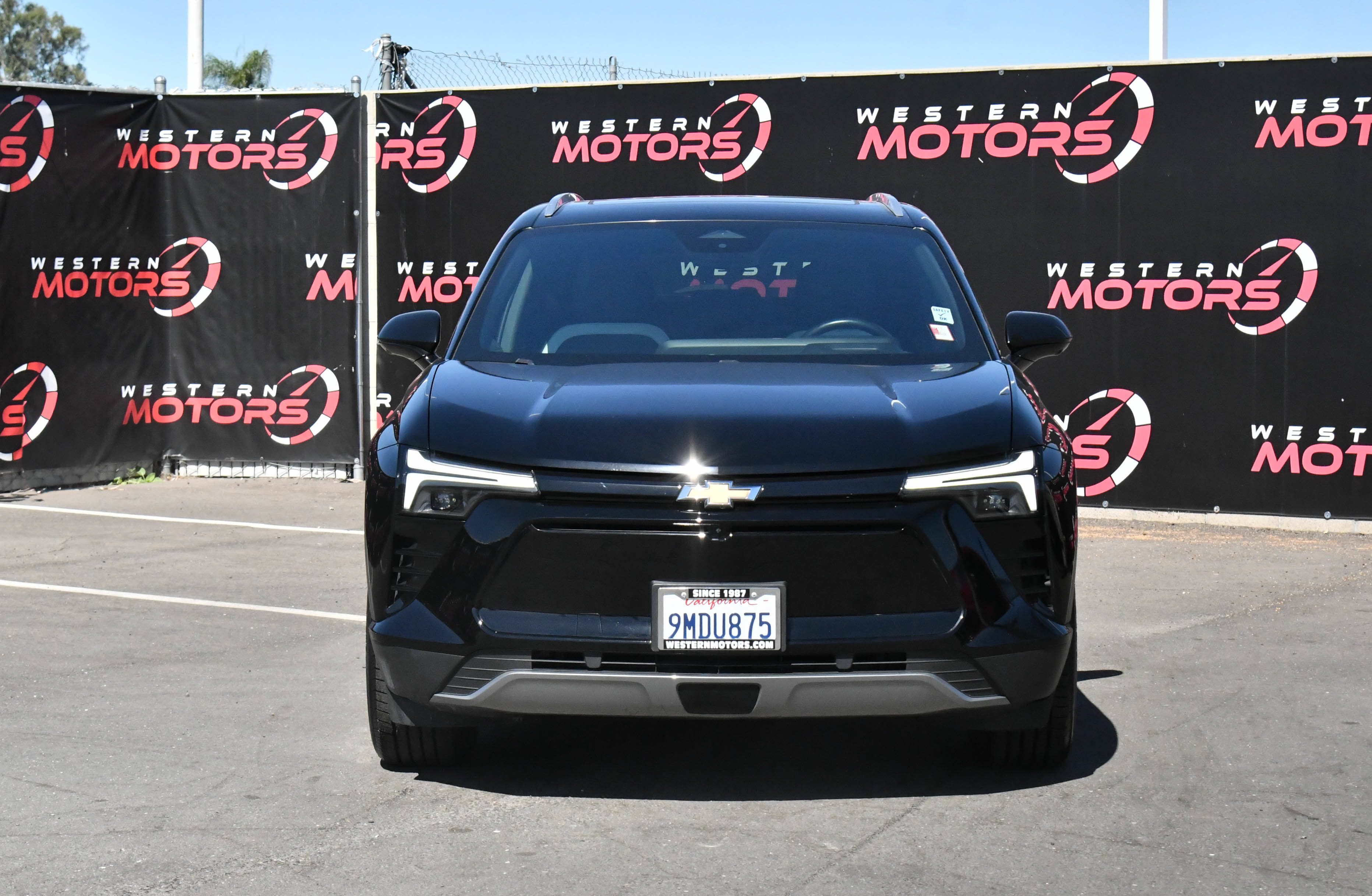 Used 2024 Chevrolet Blazer EV LT AWD/4WD image 2