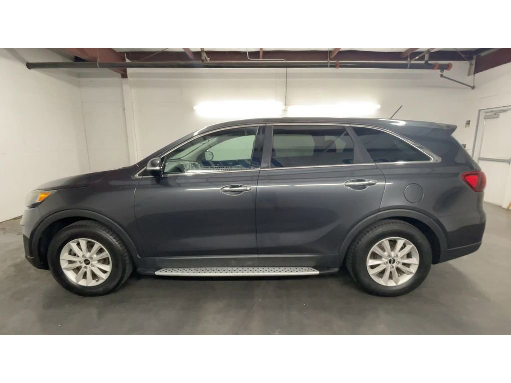 Used 2019 Kia Sorento LX image 5