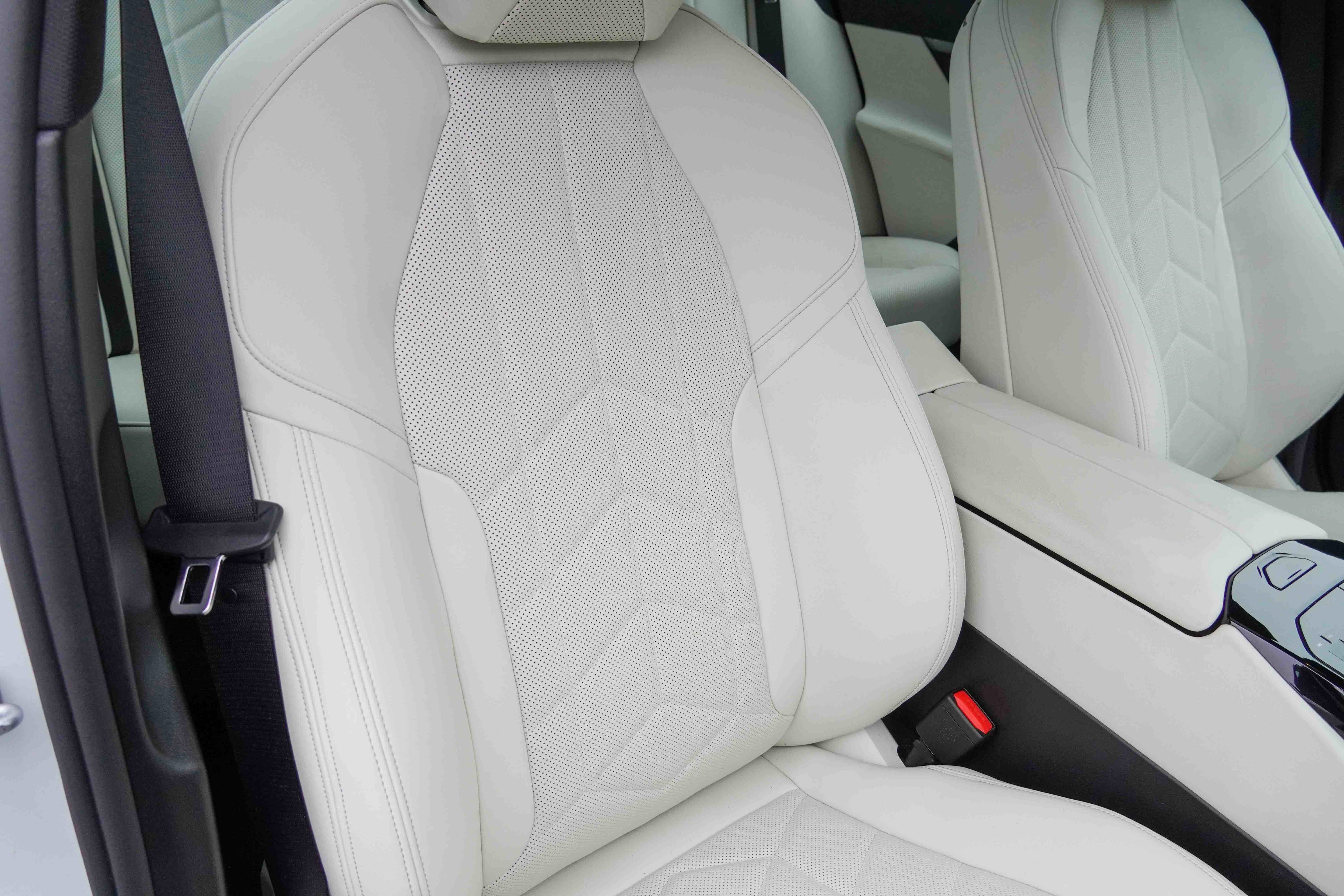 Certified 2025 BMW 540i xDrive 540i xDrive image 14