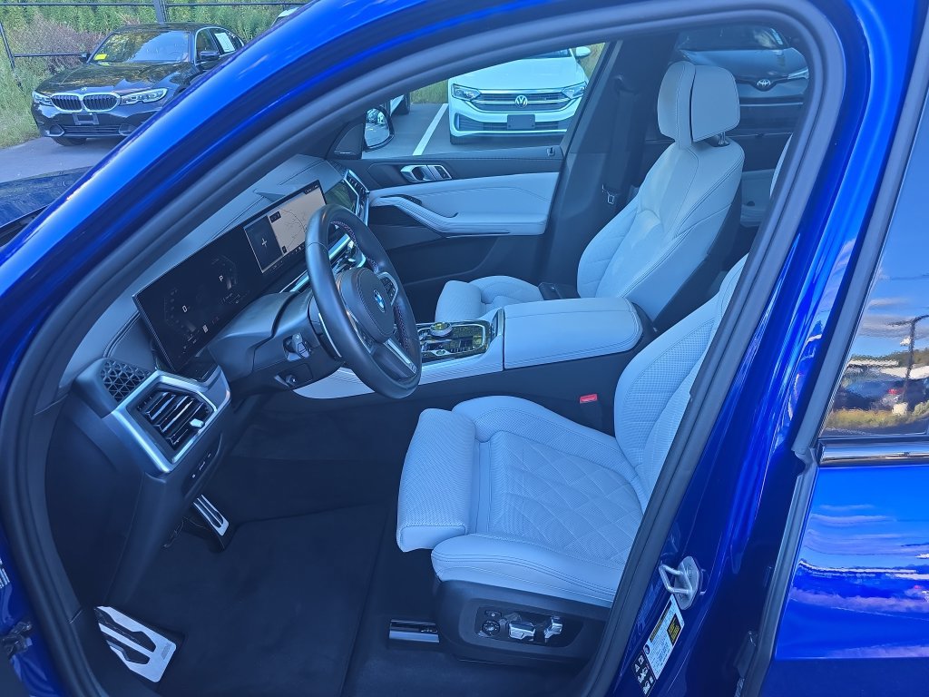 Certified 2026 BMW X5 M60i AWD/4WD image 10