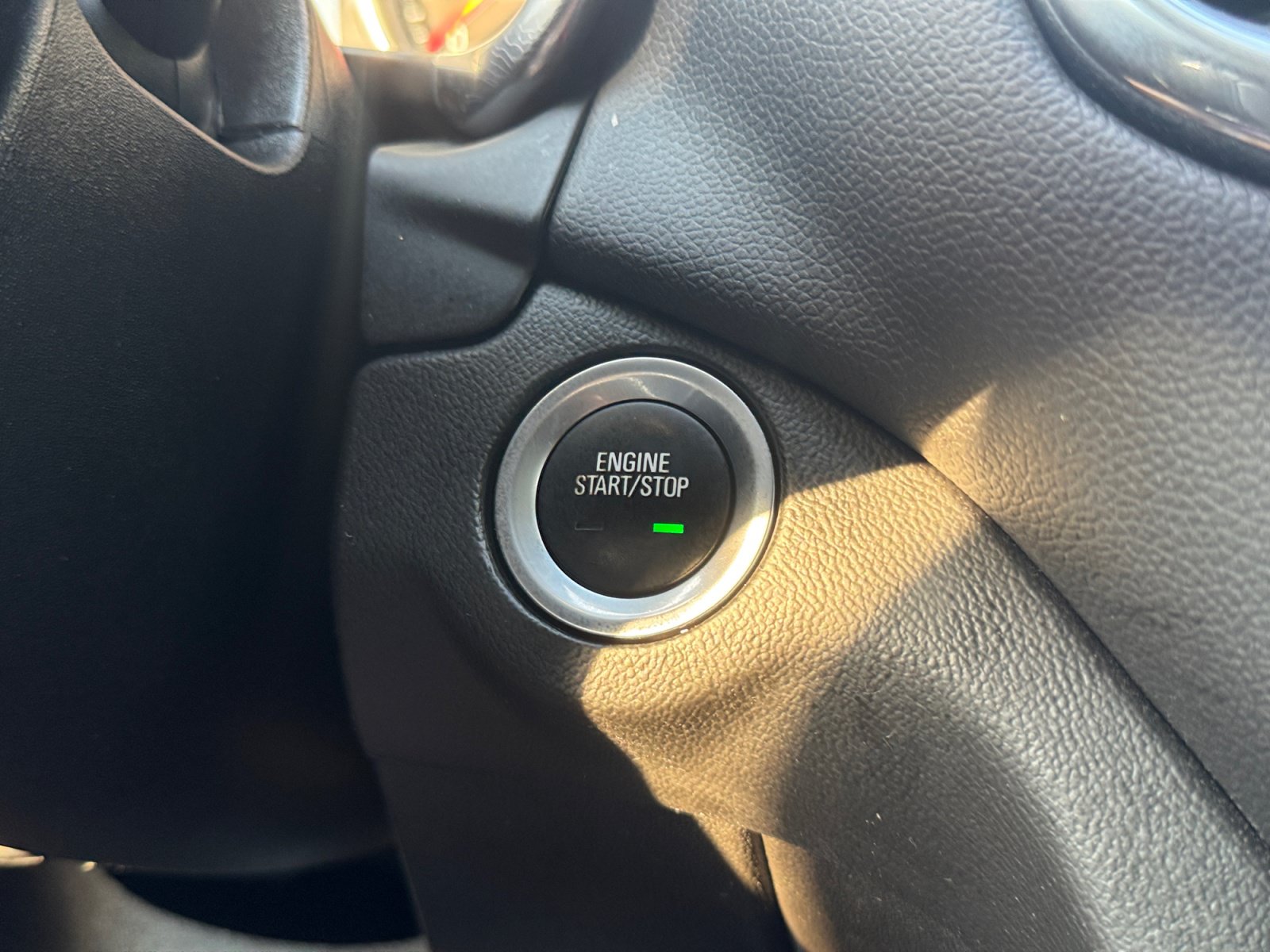 Used 2022 Chevrolet Equinox LT AWD/4WD image 21