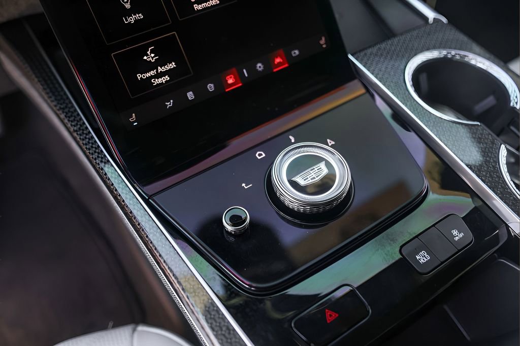 Certified 2025 Cadillac Escalade ESV V image 20