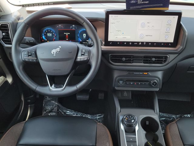 Certified 2025 Ford Bronco Sport Outer Banks w/ Outer Banks Tech Package+ AWD/4WD image 9