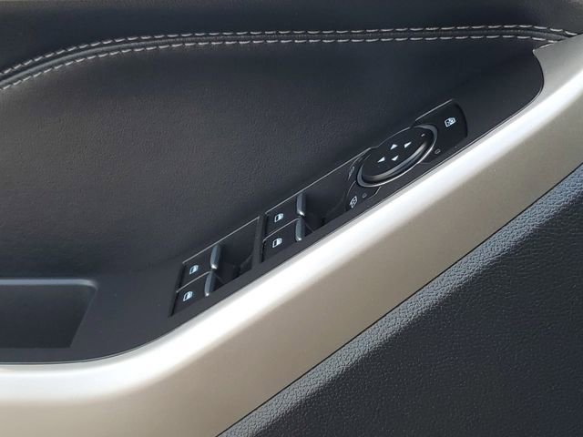 Used 2023 Ford Explorer XLT w/ Equipment Group 202A AWD/4WD image 24