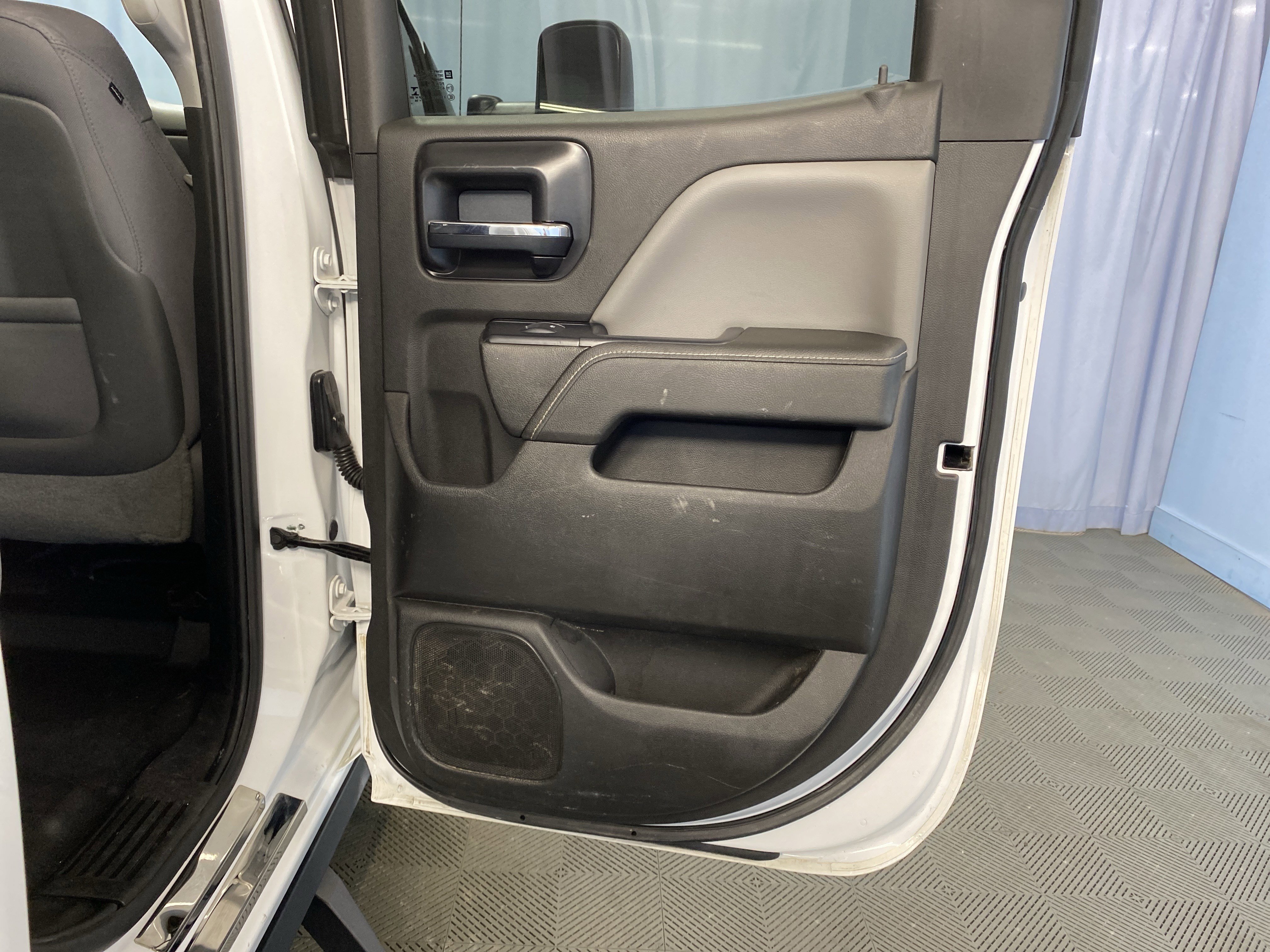 Used 2015 Chevrolet Silverado 2500 W/T image 39