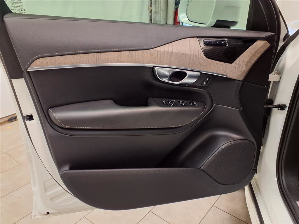 Used 2021 Volvo XC90 T6 Inscription w/ Climate Package image 26