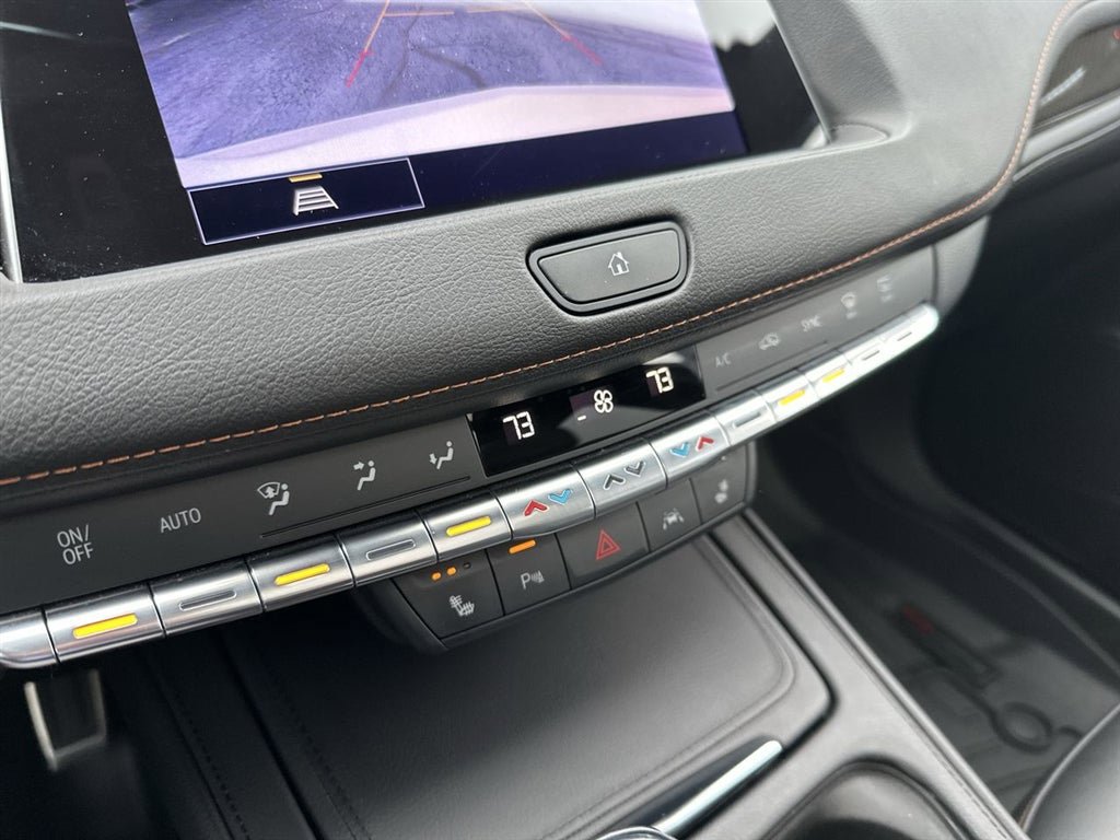 Certified 2023 Cadillac XT4 Sport w/ Cold Weather Package FWD image 18