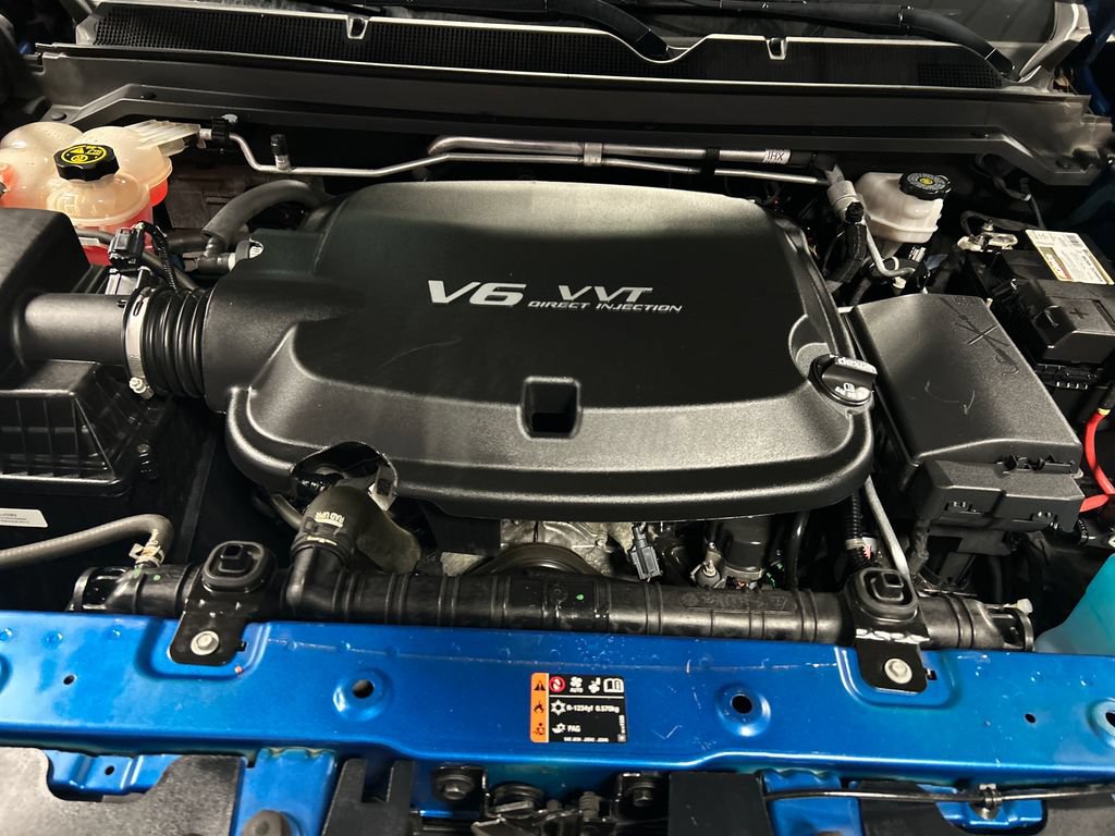 Used 2021 Chevrolet Colorado Z71 w/ Safety Package AWD/4WD image 25