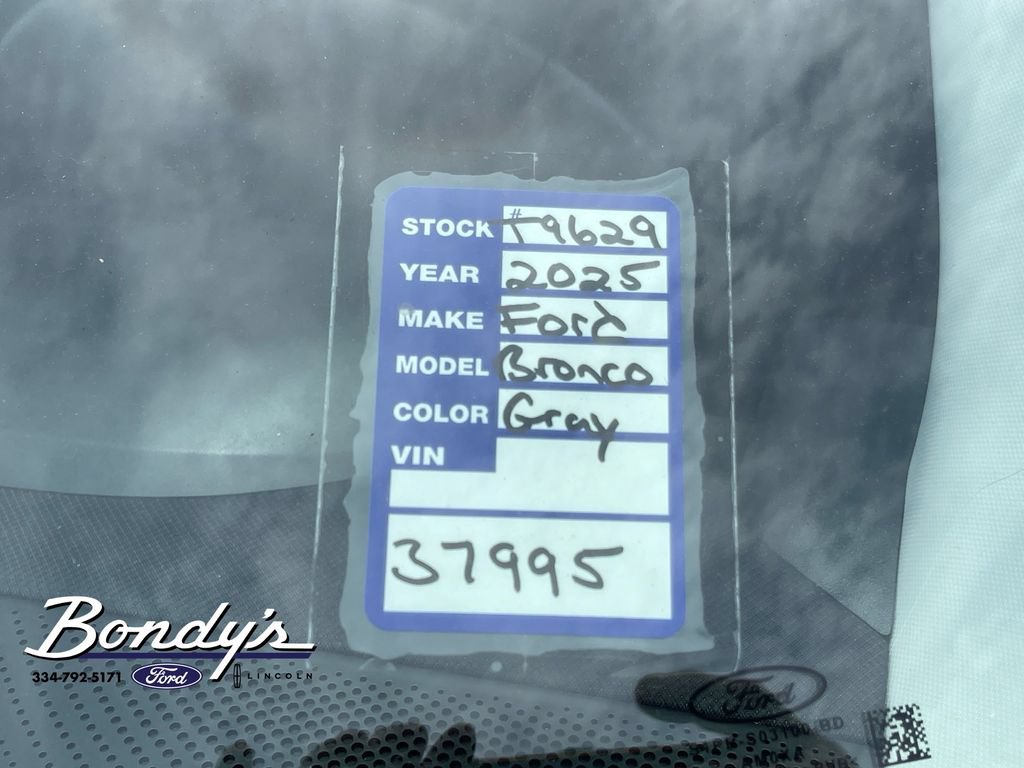 Used 2025 Ford Bronco Sport Outer Banks w/ Outer Banks Tech Package+ AWD/4WD image 21