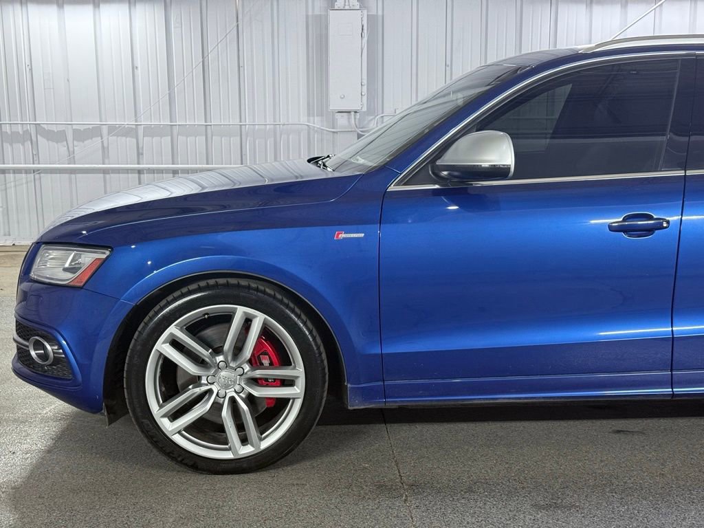 Used 2015 Audi SQ5 Prestige w/ Prestige Package image 16