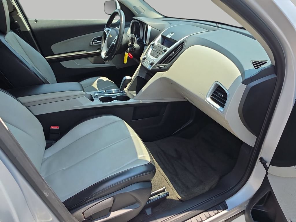 Used 2011 Chevrolet Equinox LT FWD image 8
