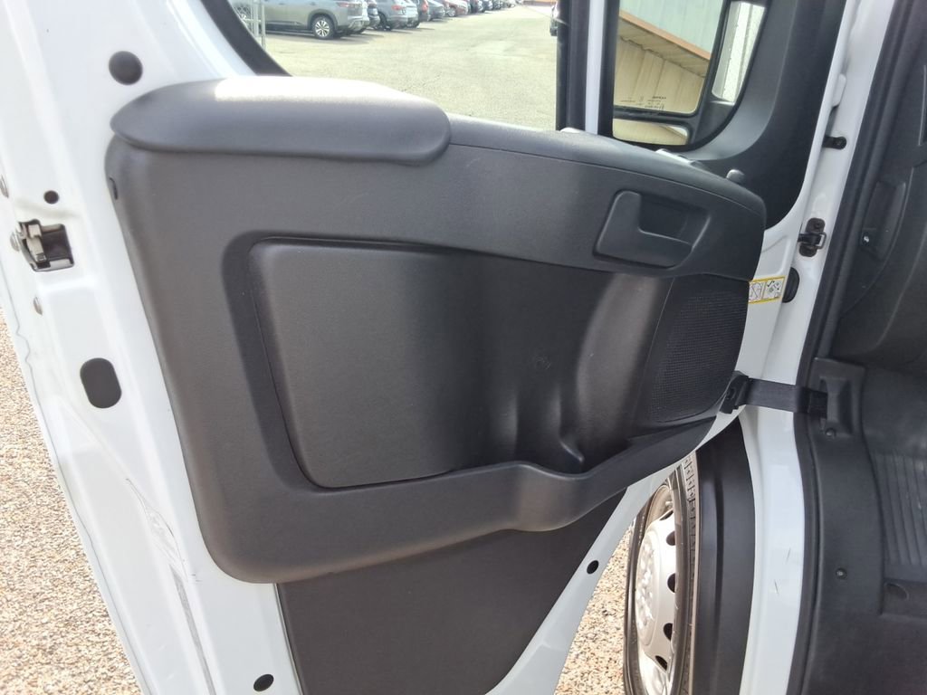 Used 2023 RAM ProMaster 2500 image 17