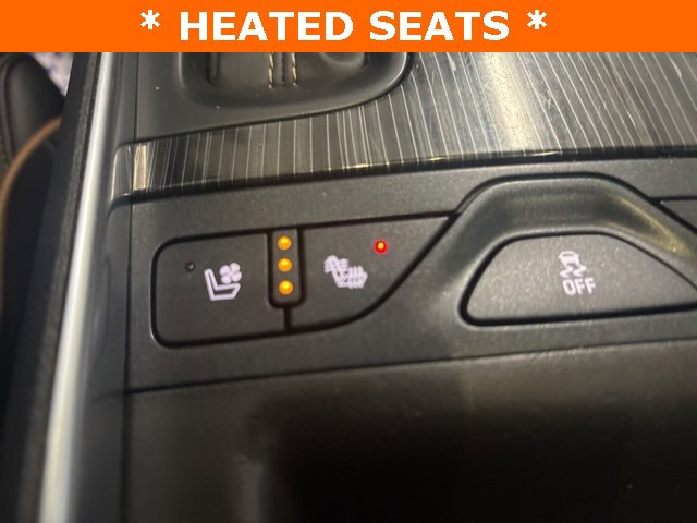 Used 2017 Chevrolet Impala Premier w/ Enhanced Convenience Package image 17