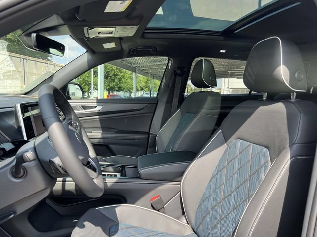 New 2026 Volkswagen Atlas Cross Sport SEL Premium R-Line AWD/4WD image 12