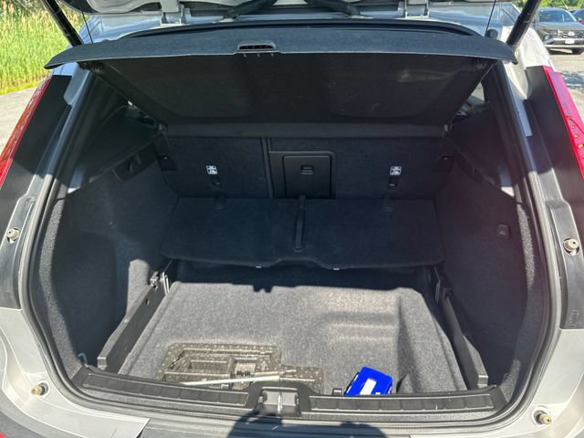 Used 2023 Volvo XC40 Recharge Ultimate AWD/4WD image 21