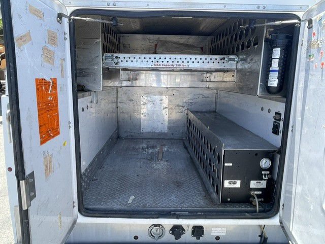 Used 2013 Ford F350 XL RWD image 3