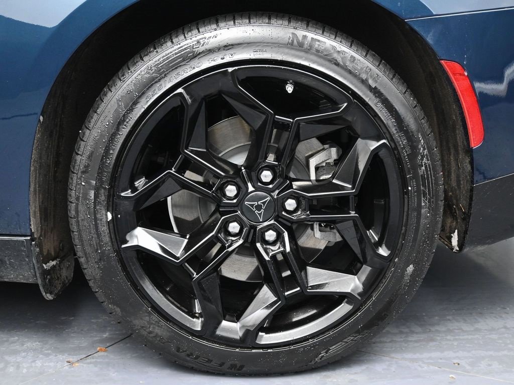 Used 2025 Dodge Charger R/T w/ Sun & Sound Package image 12