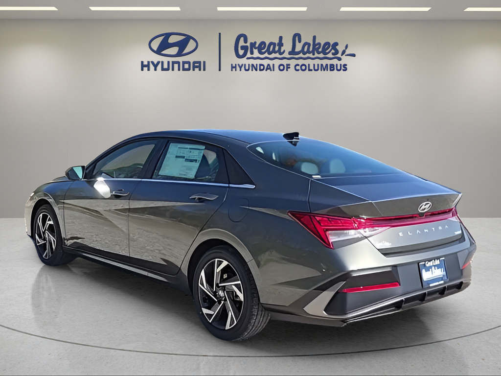 New 2026 Hyundai Elantra Limited FWD image 4