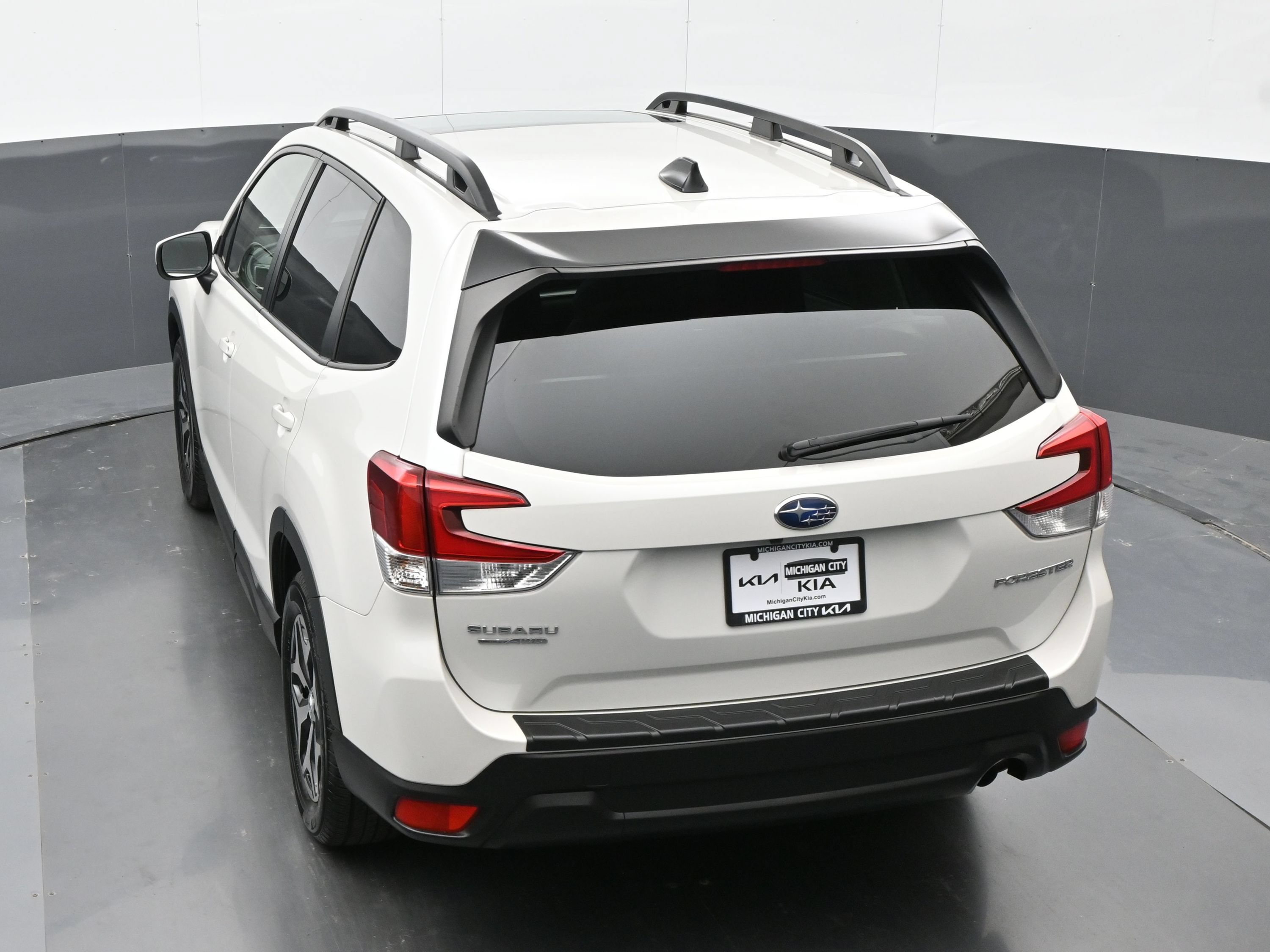Used 2024 Subaru Forester Premium AWD/4WD image 42