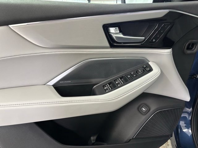Certified 2026 Acura MDX FWD w/ Technology Package image 12