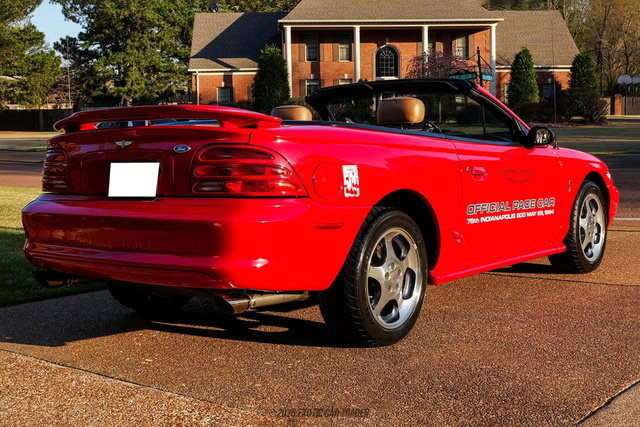 Used 1994 Ford Mustang GT RWD image 8