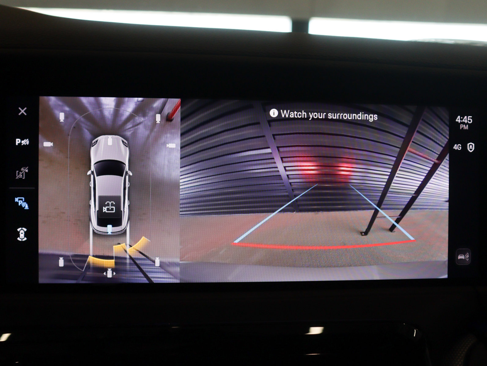 Used 2025 Porsche Panamera 4 image 21