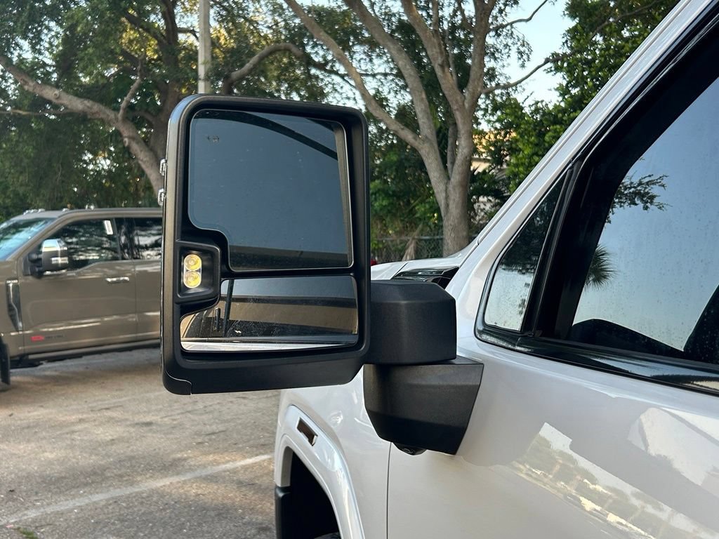 Used 2025 GMC Sierra 2500 Denali Ultimate AWD/4WD image 19