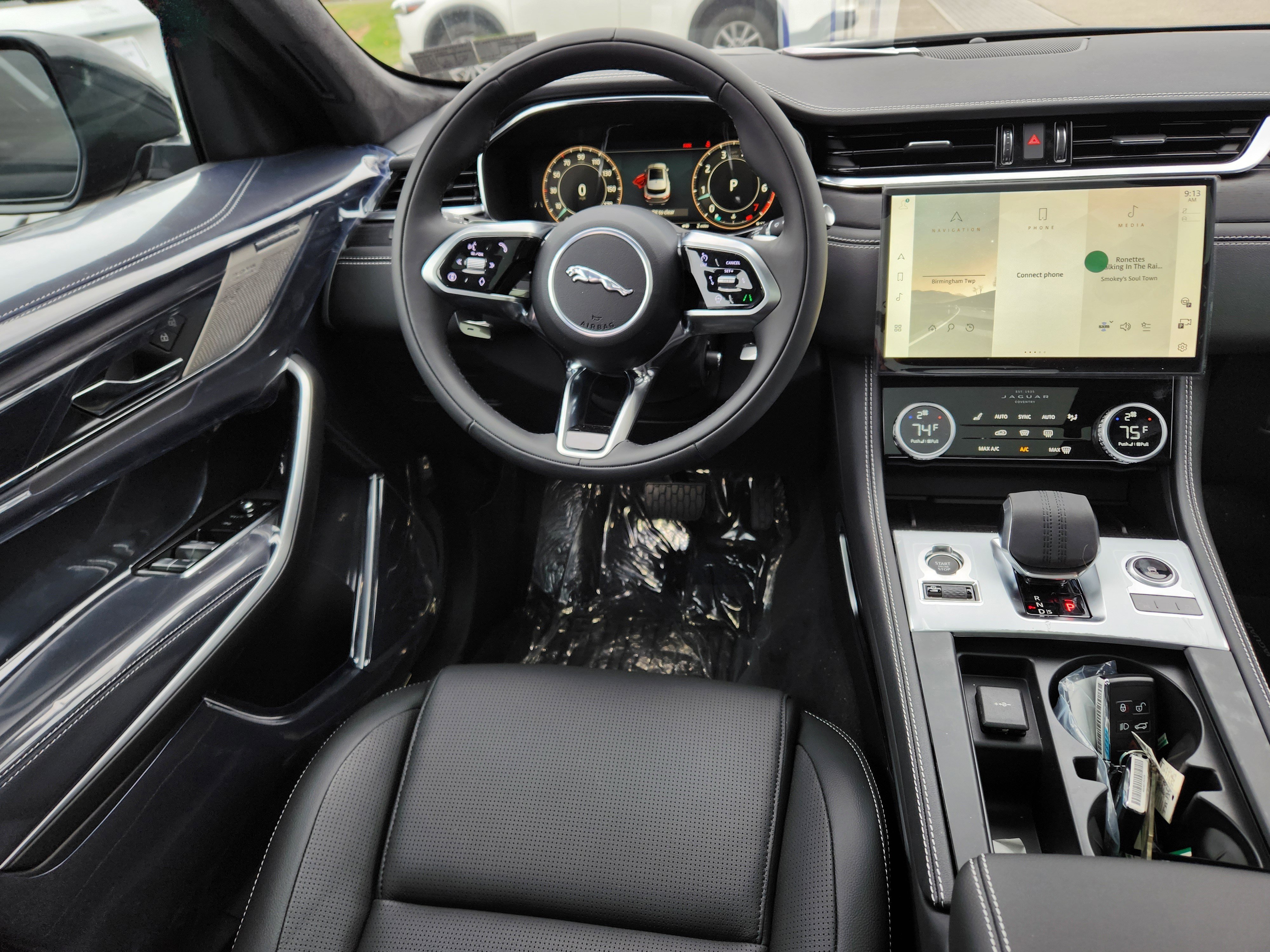 New 2026 Jaguar F-PACE R-Dynamic S AWD/4WD image 14