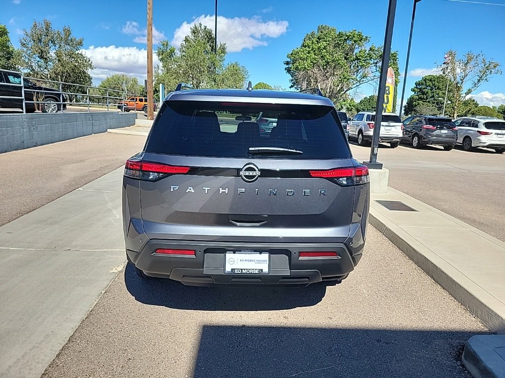 New 2025 Nissan Pathfinder SV w/ Cargo Package image 6