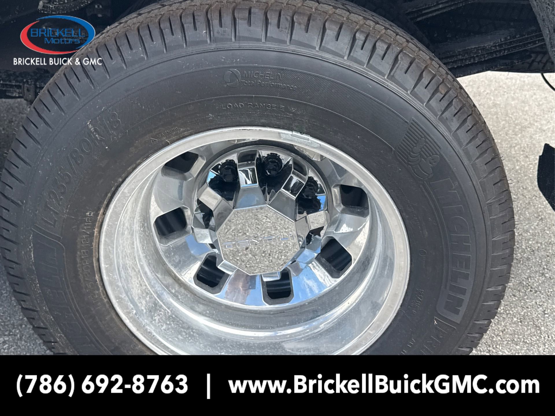 New 2026 GMC Sierra 3500 Denali Ultimate image 13