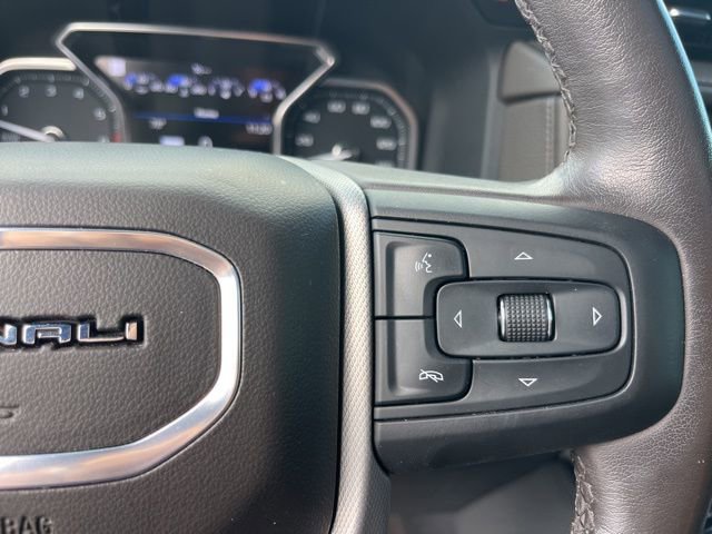 Used 2021 GMC Yukon XL Denali w/ Denali Premium Package image 21