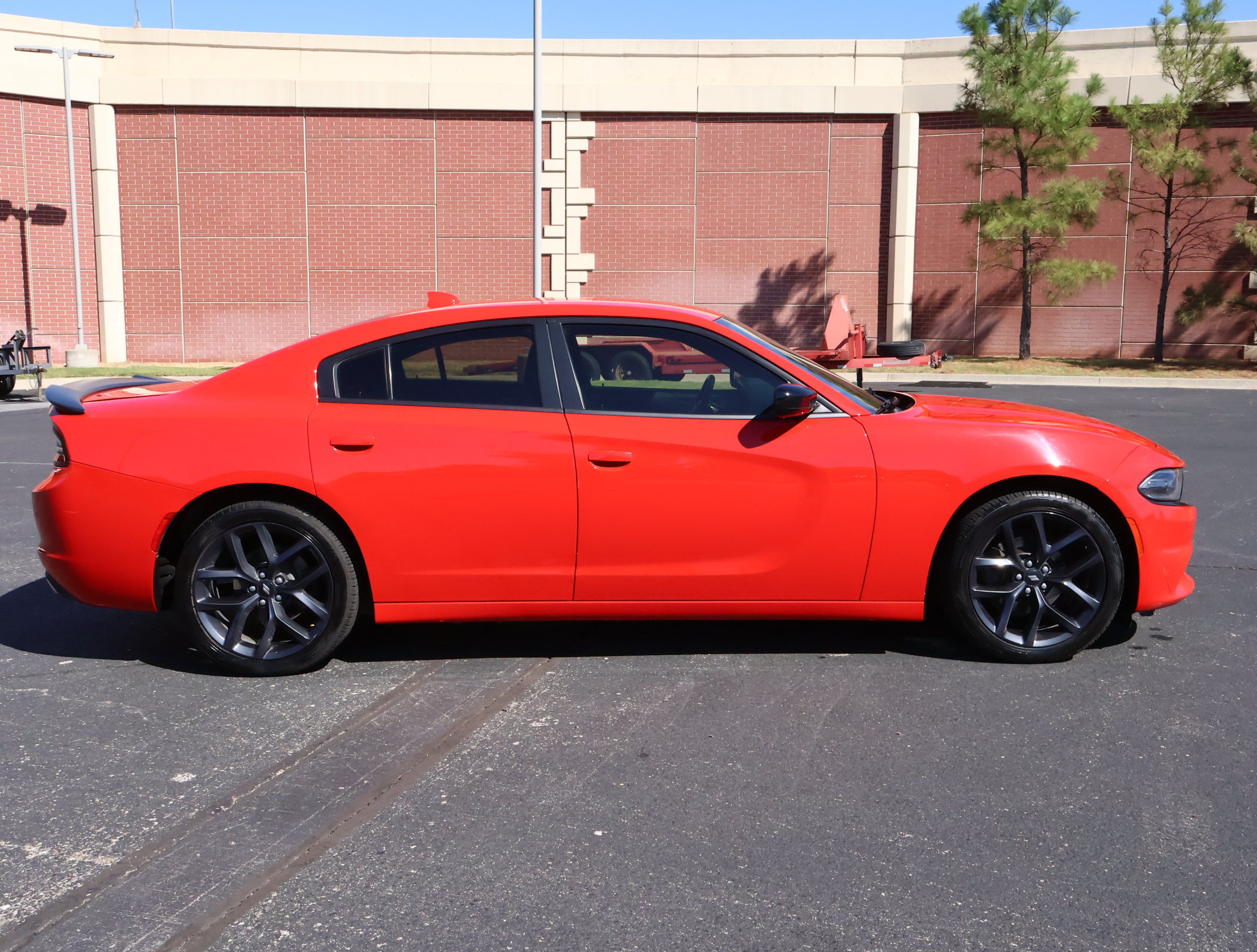 Used 2019 Dodge Charger SXT w/ Plus Group RWD image 29
