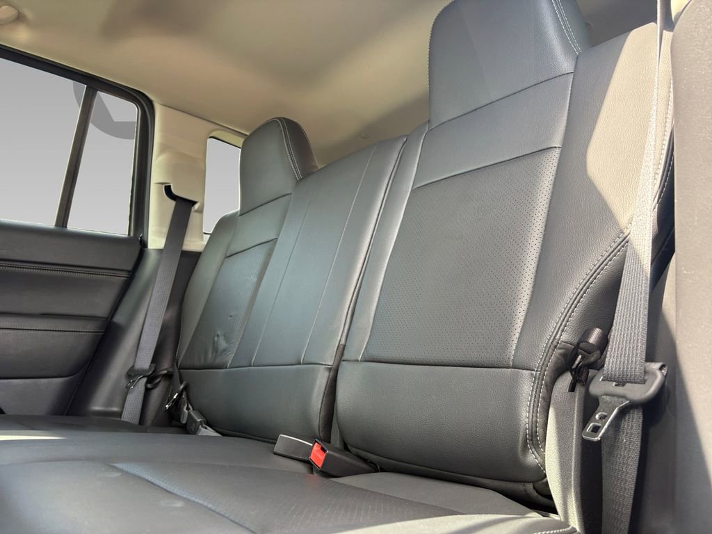 Used 2015 Jeep Compass High Altitude image 4