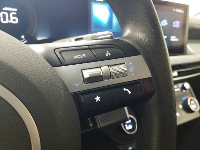 Used 2025 Hyundai Sonata SEL FWD image 5
