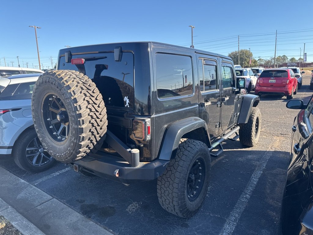 Used 2016 Jeep Wrangler Unlimited Rubicon w/ Dual Top Group image 9