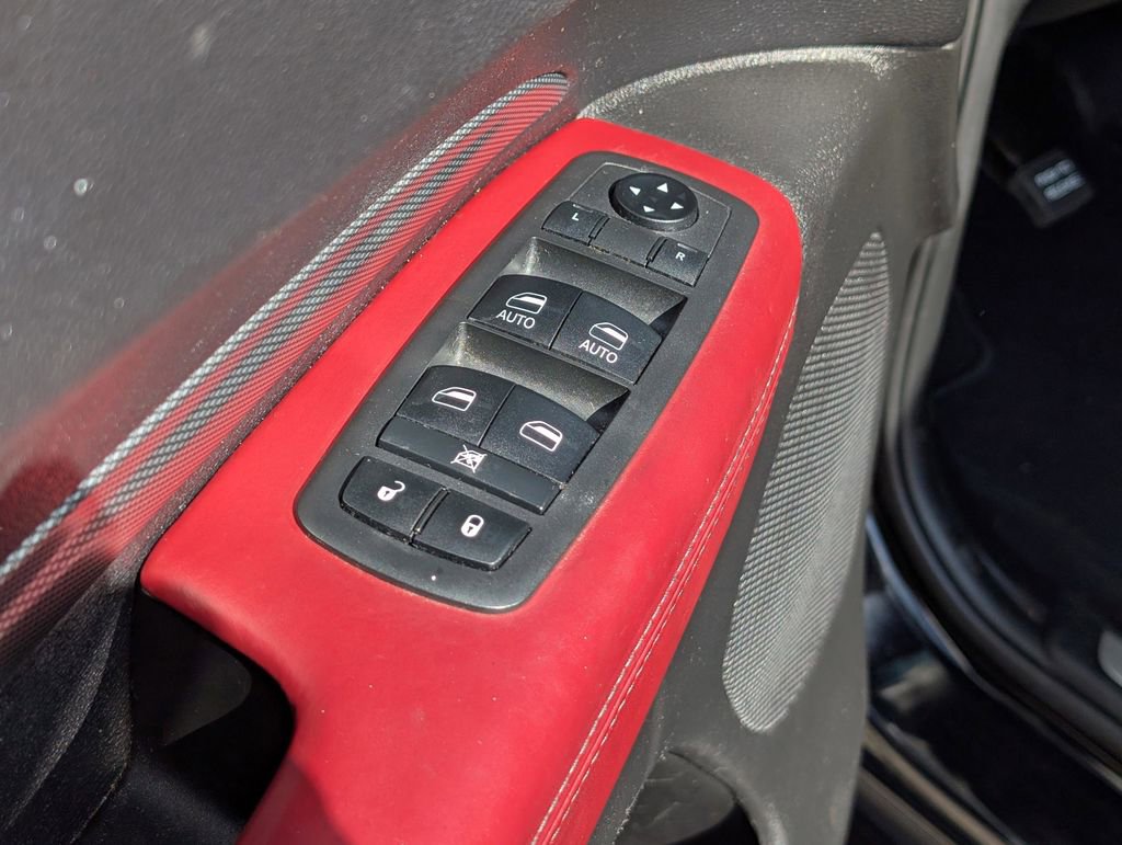 Used 2019 Dodge Durango R/T w/ Blacktop Package RWD image 17