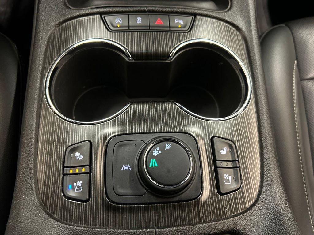 Used 2023 GMC Acadia SLT w/ Elevation Edition FWD image 26
