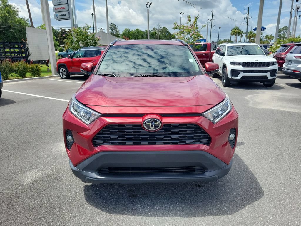 Used 2021 Toyota RAV4 XLE w/ Convenience Package FWD image 6