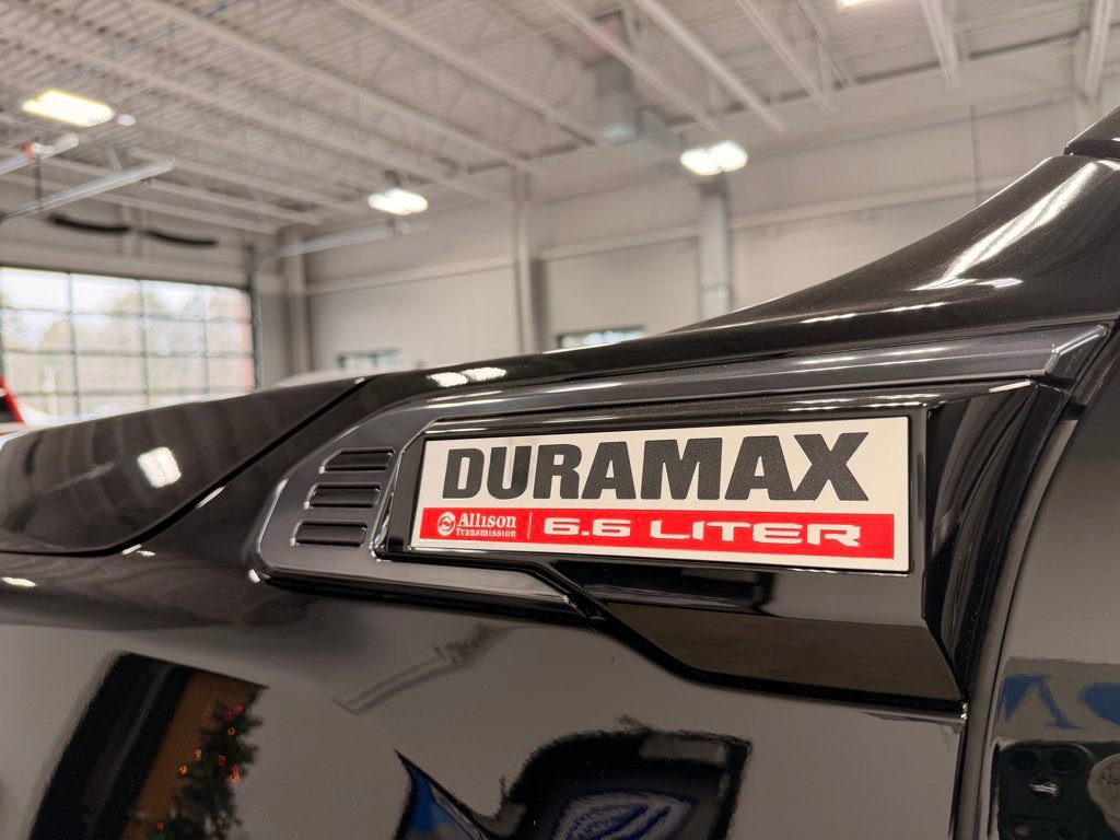 Used 2025 GMC Sierra 2500 AT4 w/ AT4 Premium Plus Package image 28