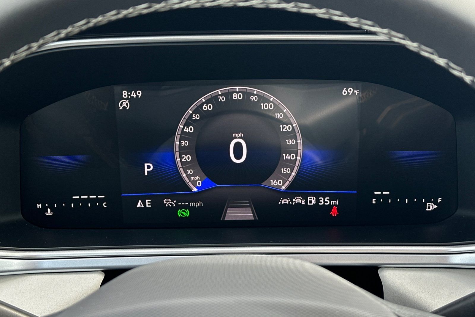 New 2026 Volkswagen Taos SE FWD image 24